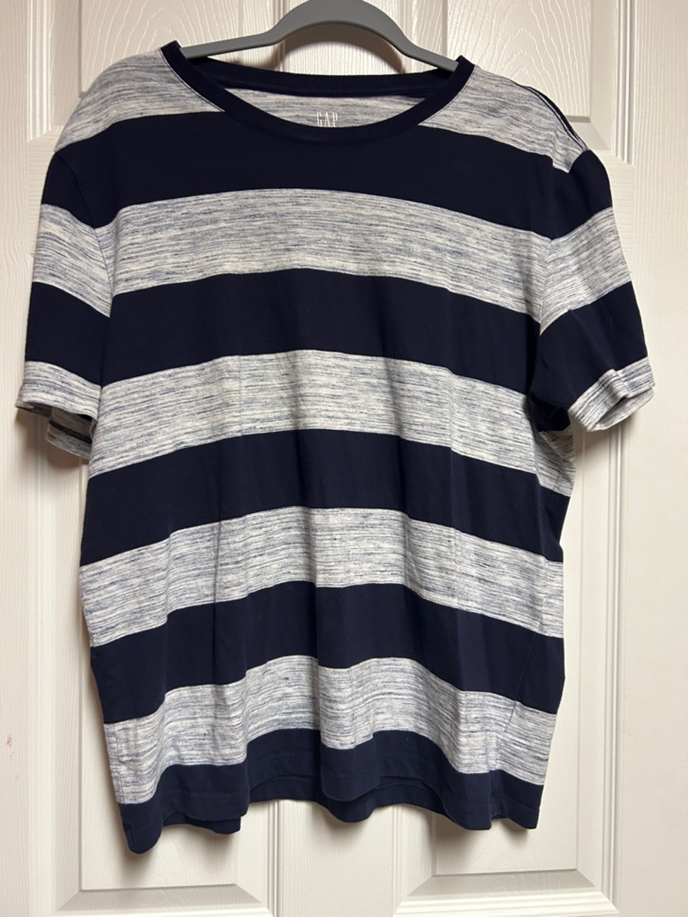 GAP Navy and Heather Gray Striped Short Sleeve Crew Tee
